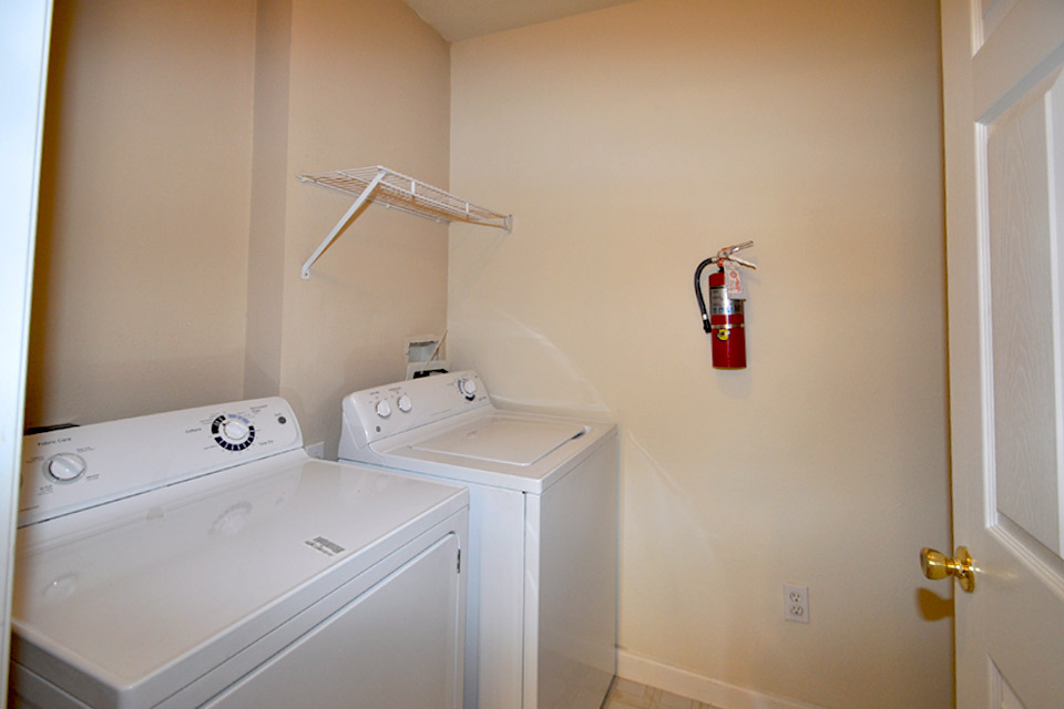Property photo (10/10)